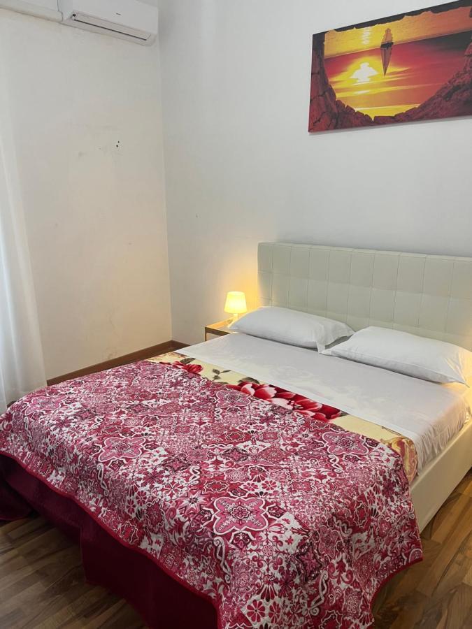 Colosseo Guest House Gil Róma Kültér fotó